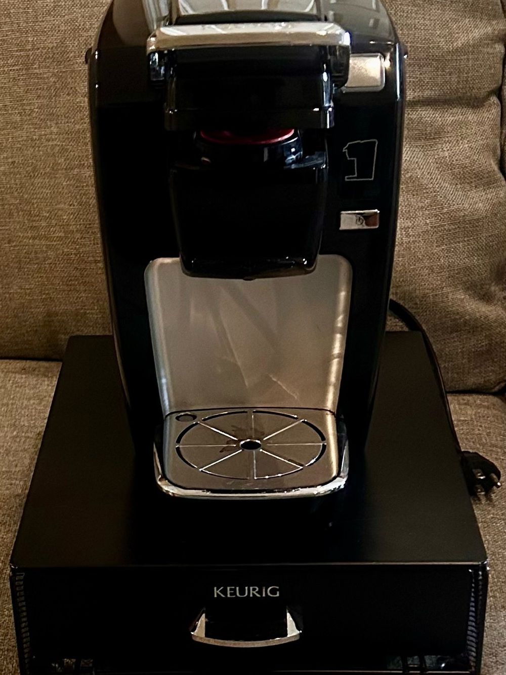 Keurig Black and Silver Single-Serve Coffee Brewer